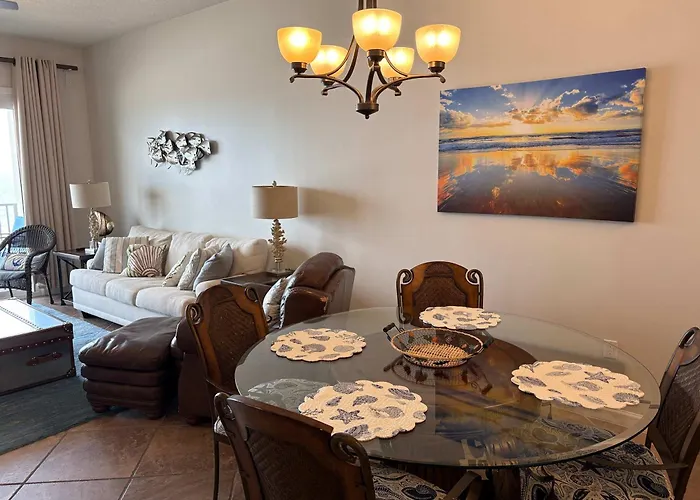 Gulf-front Escape W Pool And Access Apartment *